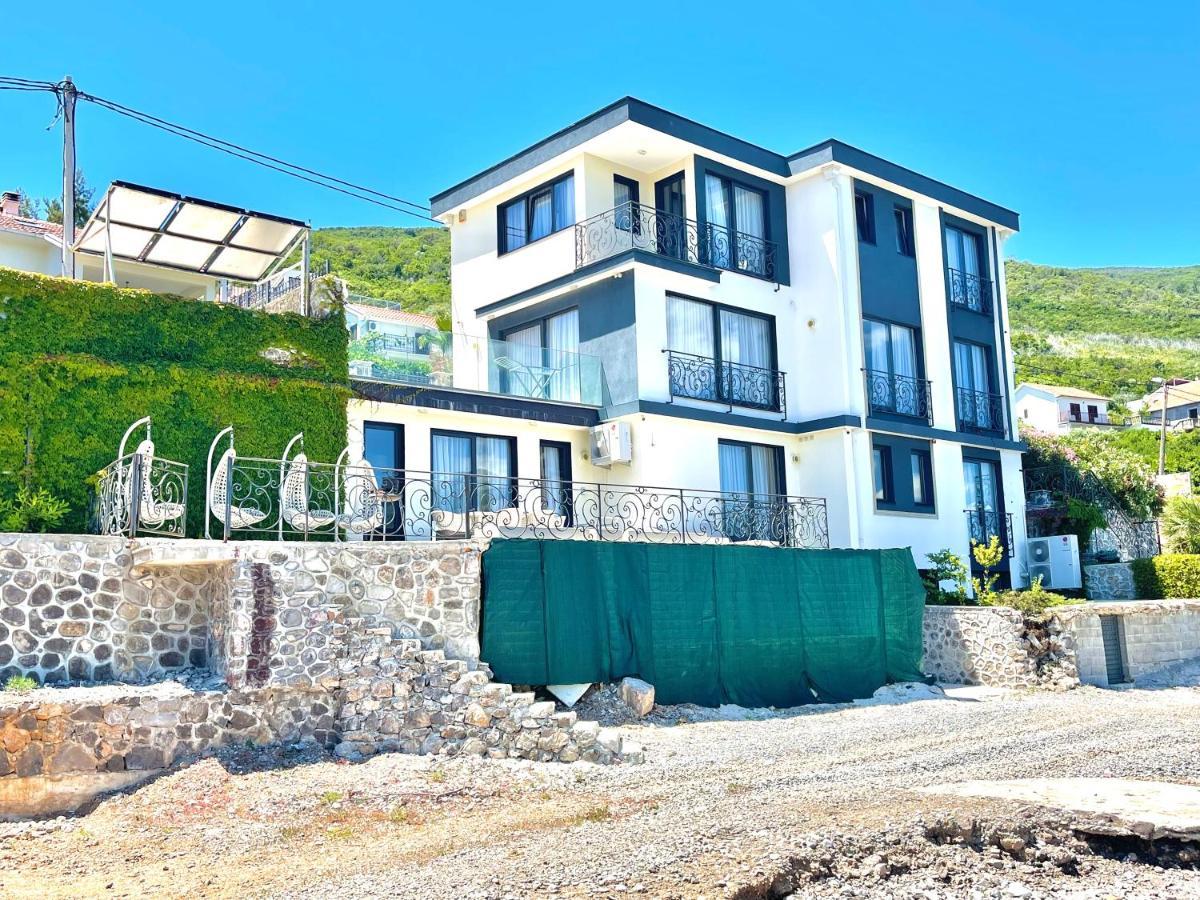Beachfront Villa Pearl Of Adria Krasići Εξωτερικό φωτογραφία
