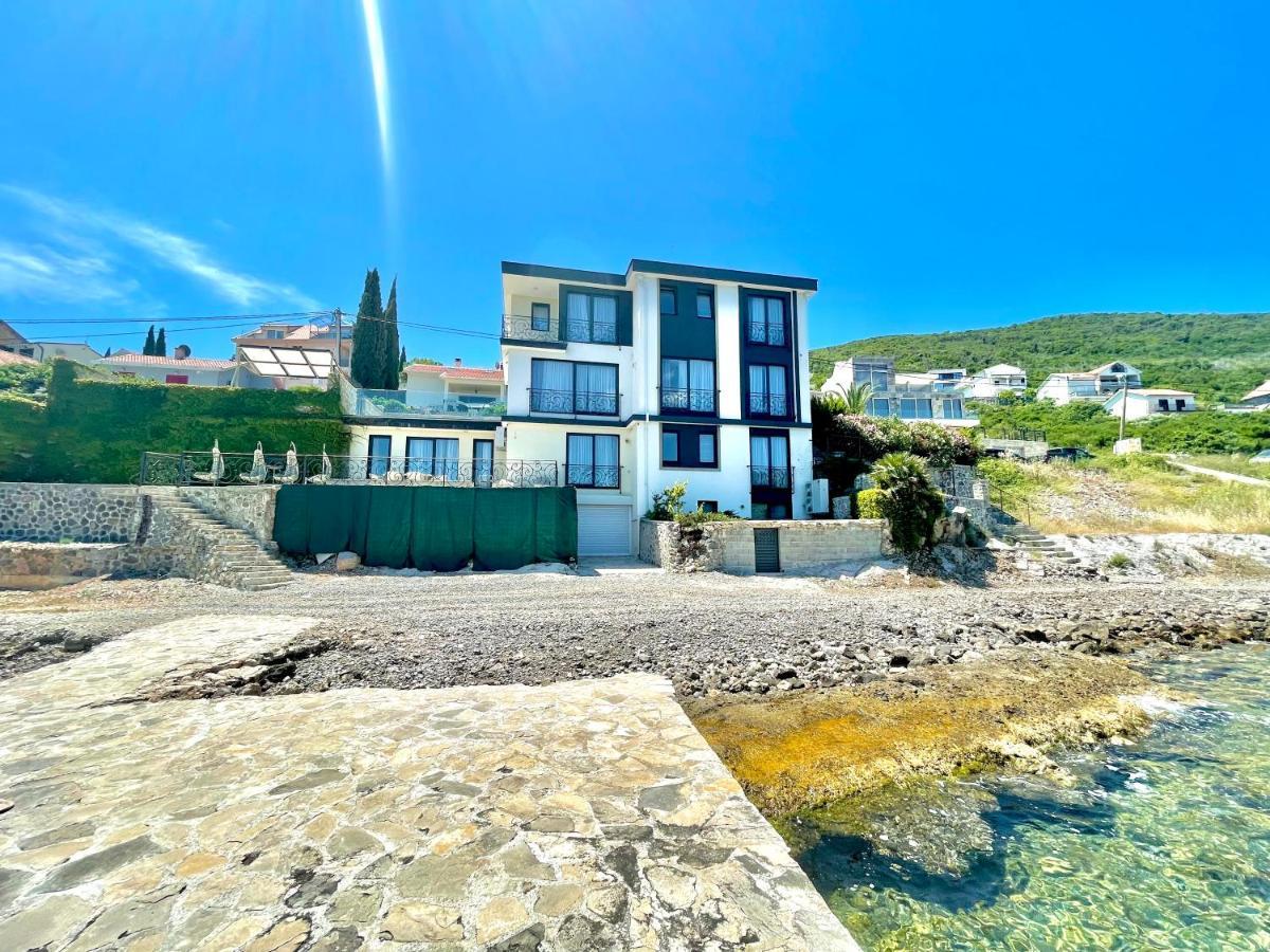 Beachfront Villa Pearl Of Adria Krasići Εξωτερικό φωτογραφία