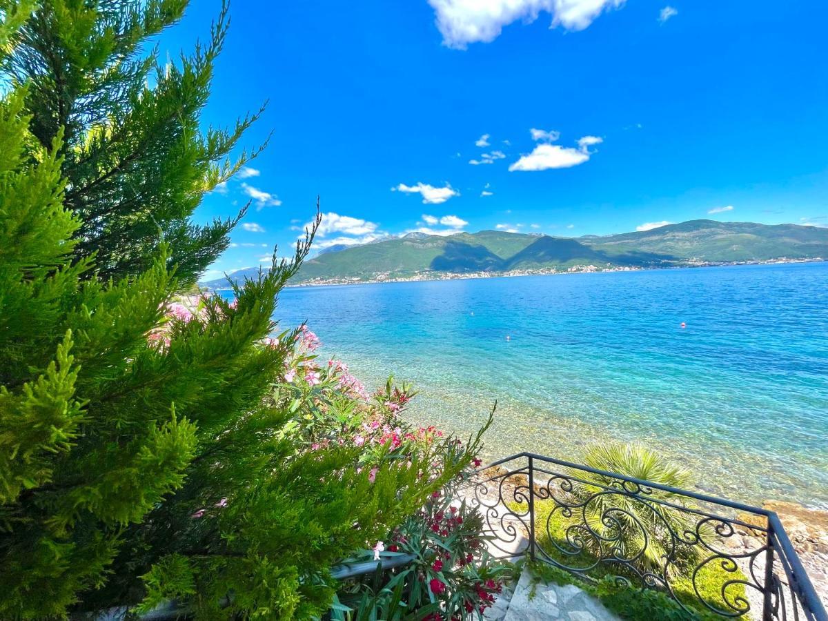 Beachfront Villa Pearl Of Adria Krasići Εξωτερικό φωτογραφία