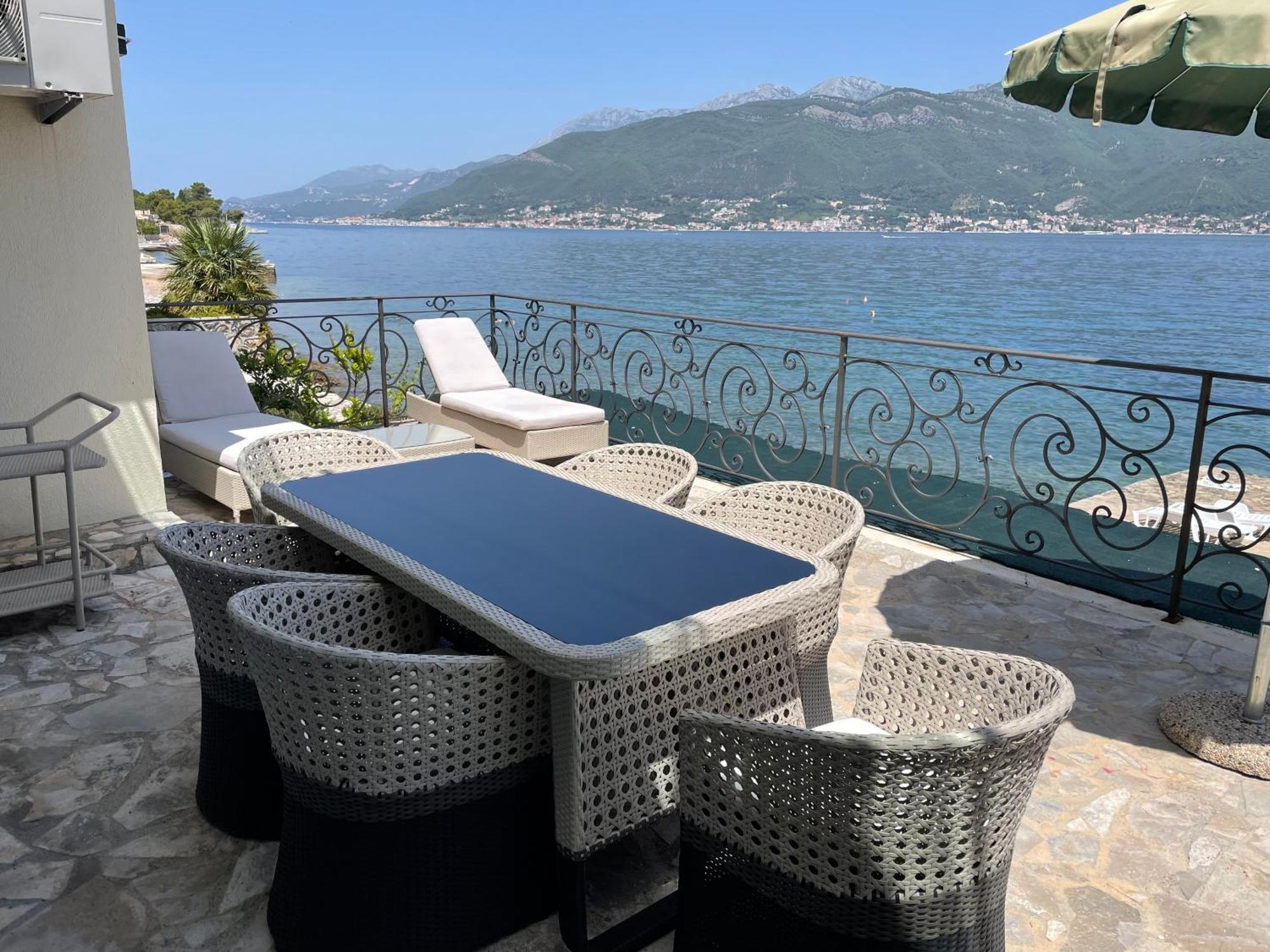 Beachfront Villa Pearl Of Adria Krasići Εξωτερικό φωτογραφία