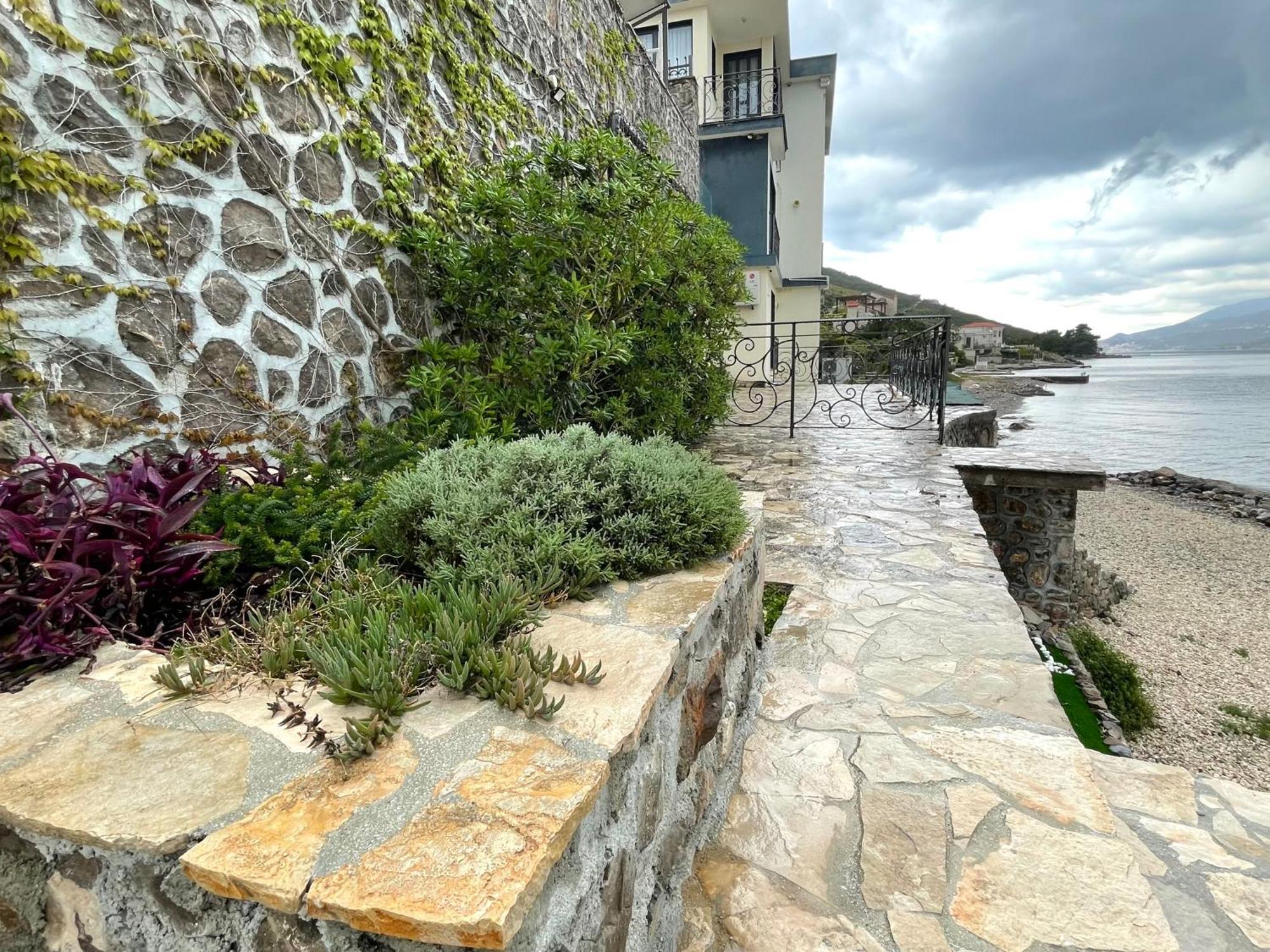 Beachfront Villa Pearl Of Adria Krasići Εξωτερικό φωτογραφία